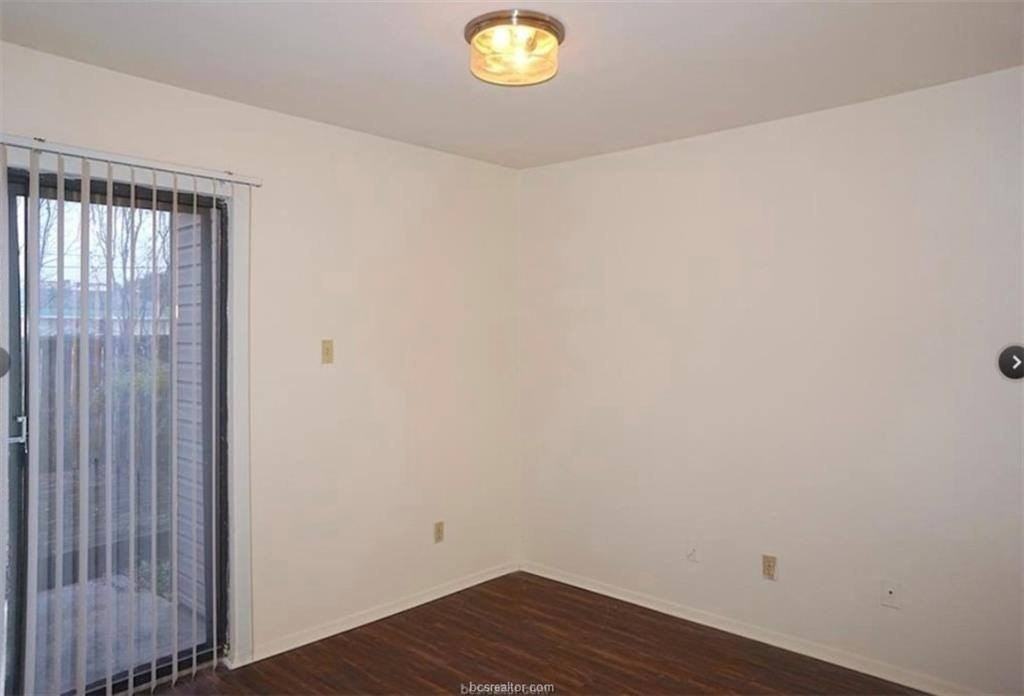 1900 Dartmouth St #G4 - Photo 5 of 11