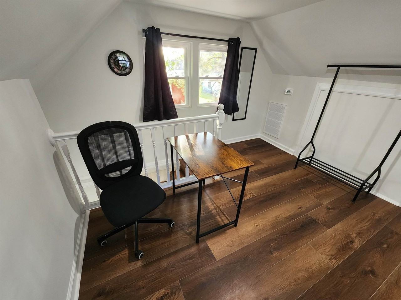 7929 Pythian Ave - Photo 4 of 14