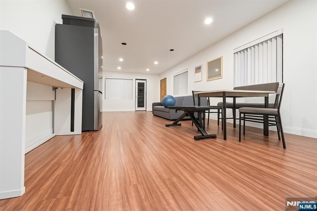 130 E Edsall Ave - Photo 2 of 4