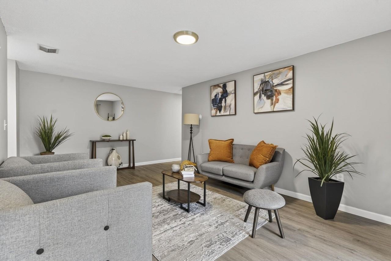 3 Louisburg Sq #1 - Photo 2 of 13