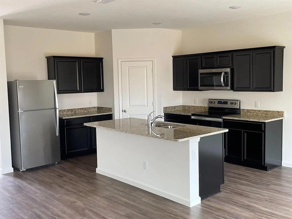 808 Bois D Arc Ln - Photo 4 of 10