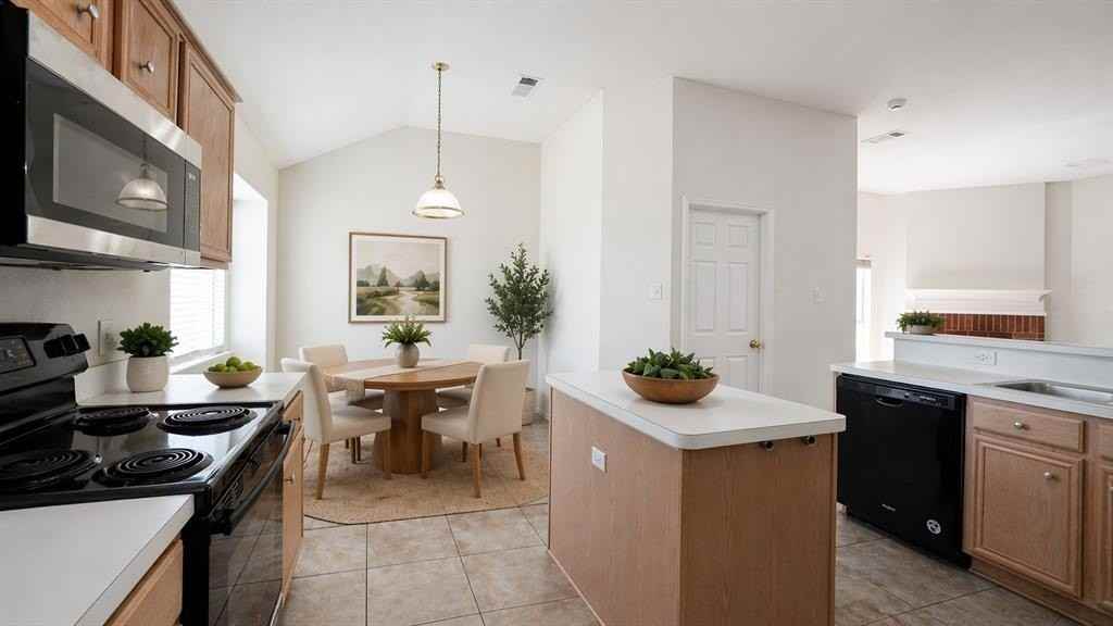 3124 Creekside Dr - Photo 6 of 24