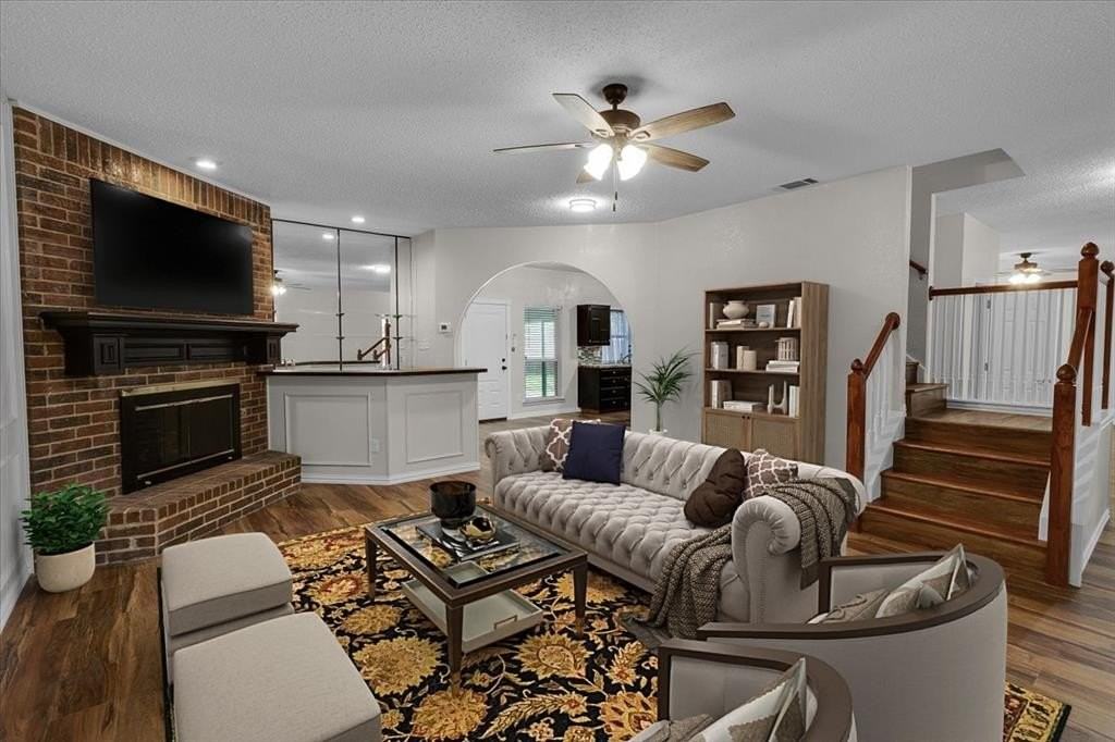 2439 Whitetail Dr - Photo 2 of 29