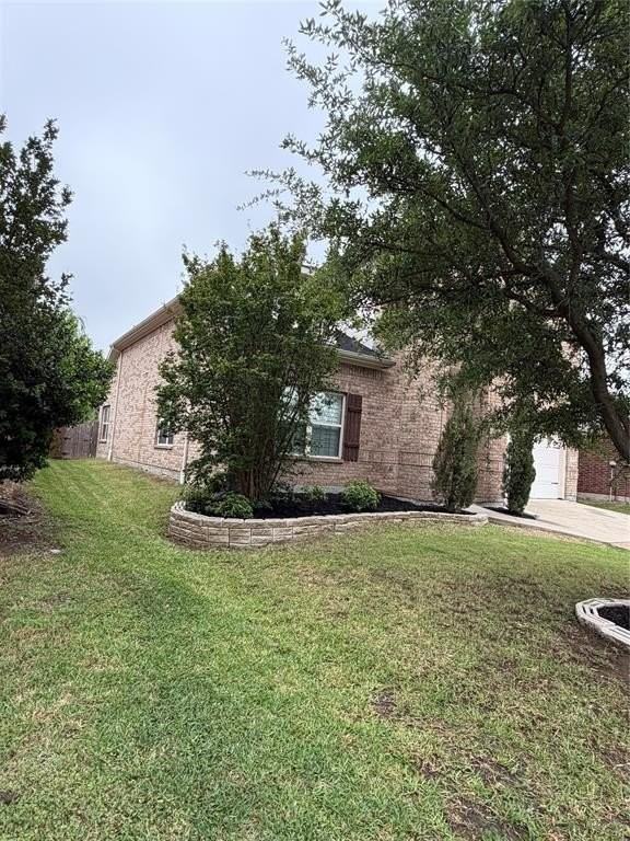 12404 Coral Dr - Photo 2 of 26