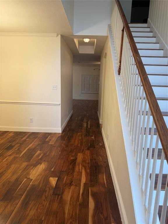 12404 Coral Dr - Photo 4 of 26