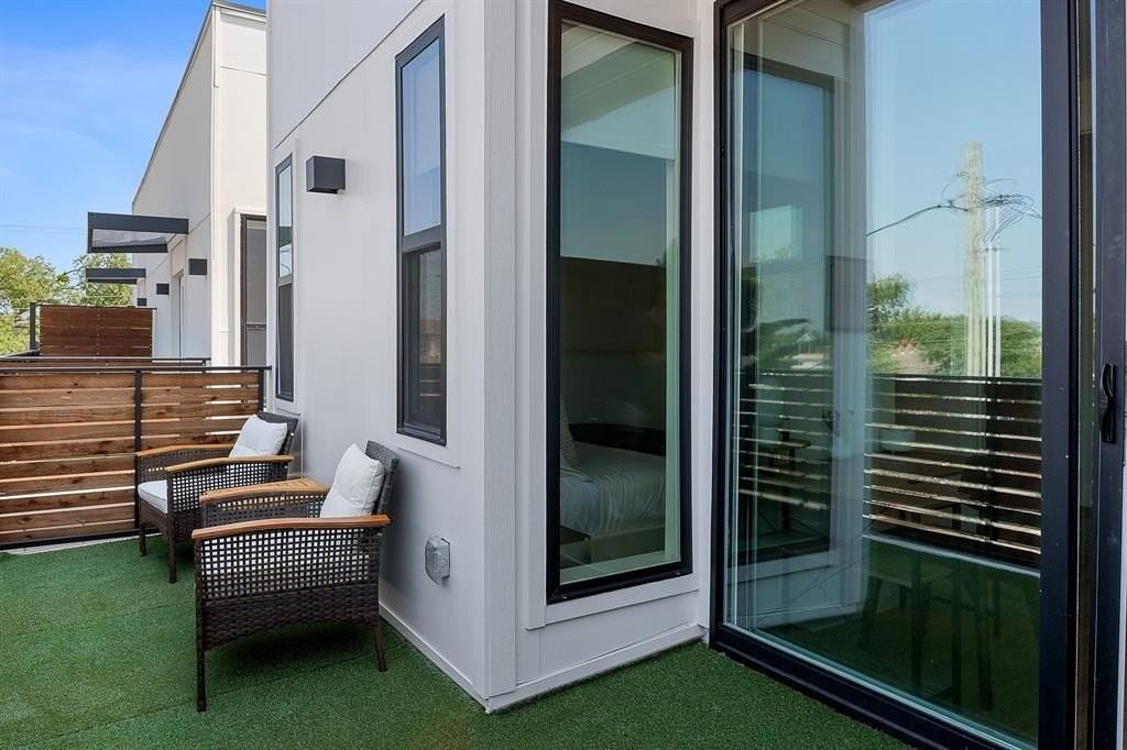 167 S Prairie Ave - Photo 7 of 7