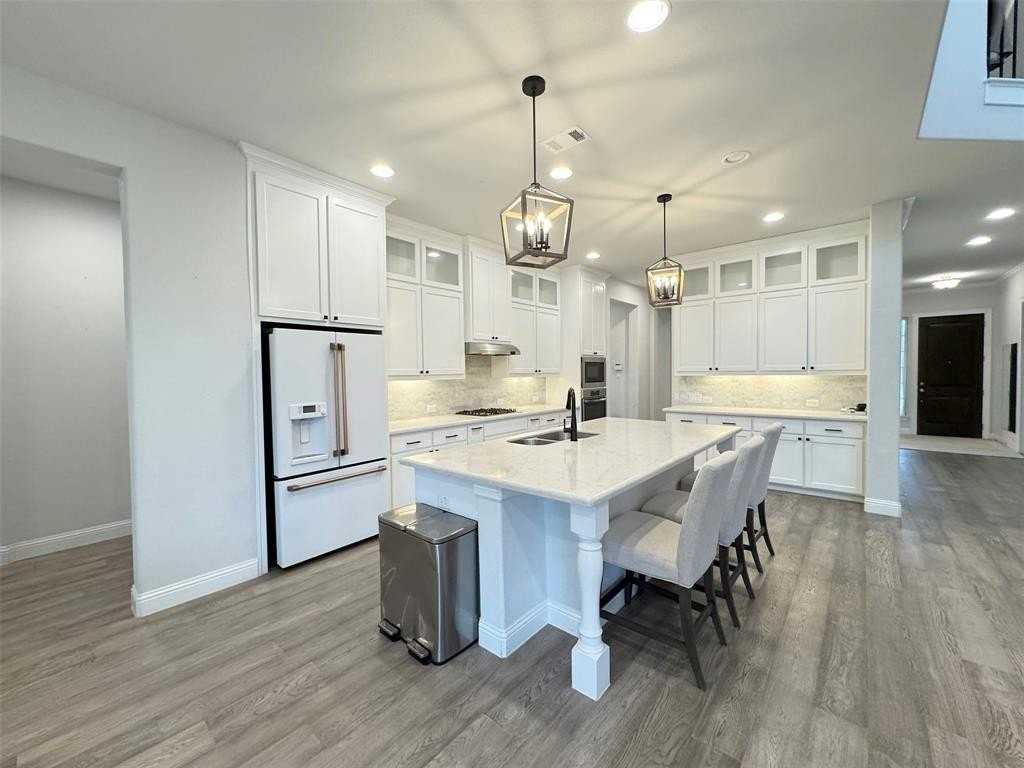 12407 Scottswood Rd - Photo 5 of 14