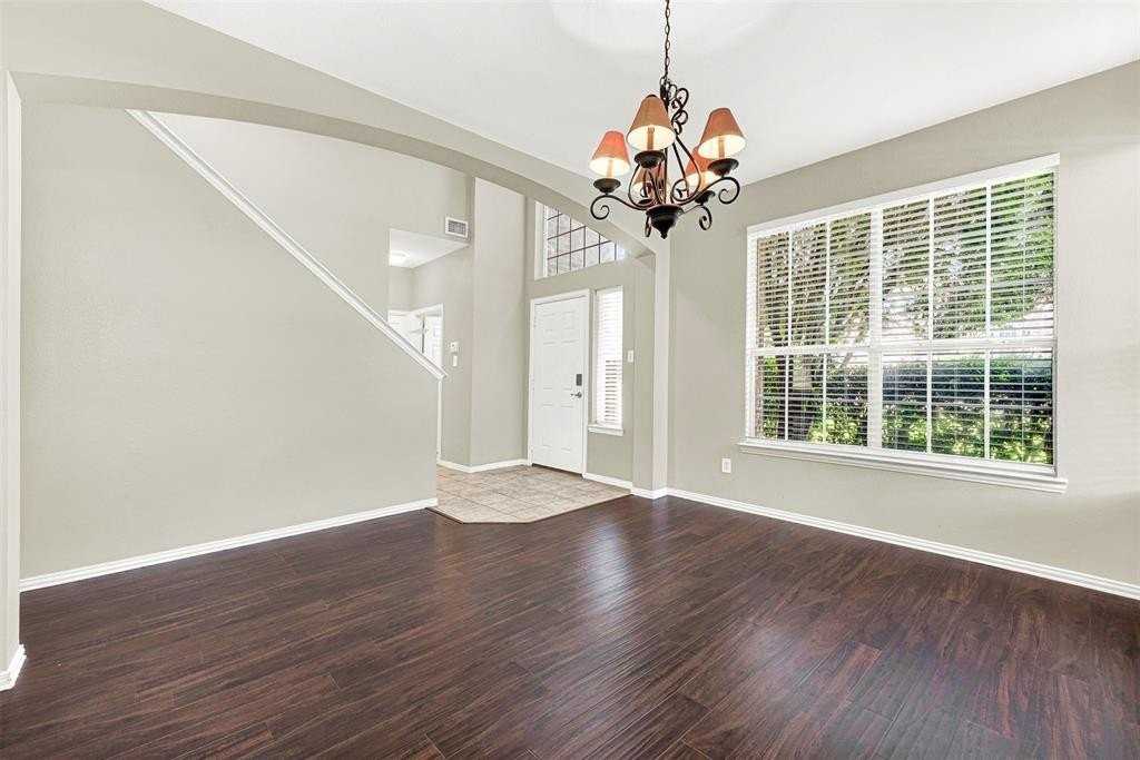 4450 Sharpsburg Dr - Photo 6 of 39