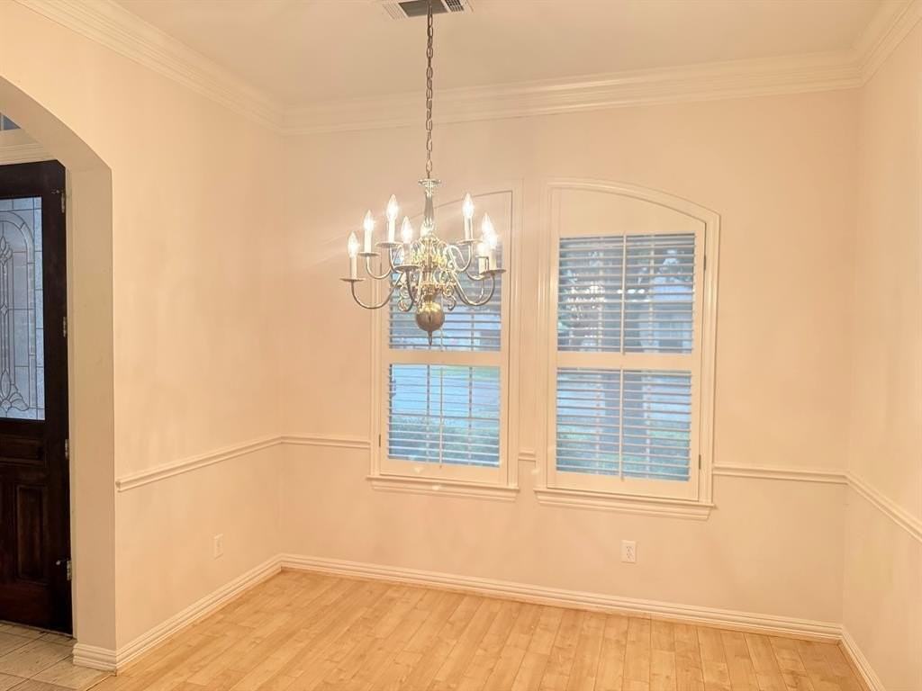 609 Sunningdale - Photo 3 of 33
