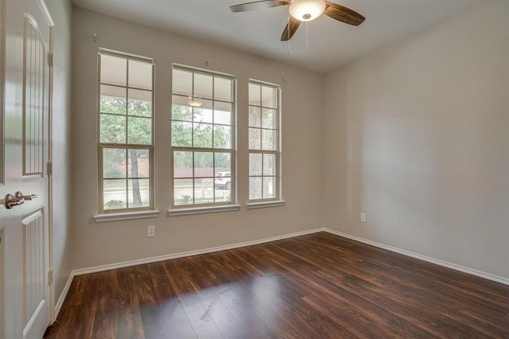 4717 Hidden Pond Dr - Photo 5 of 29