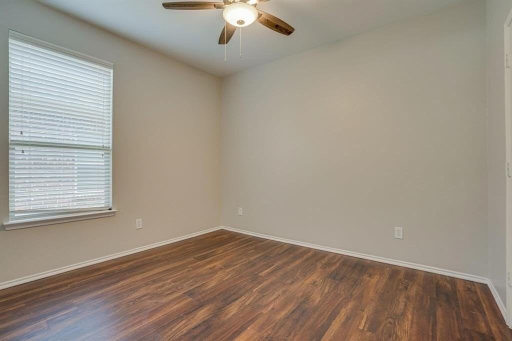 4717 Hidden Pond Dr - Photo 7 of 29