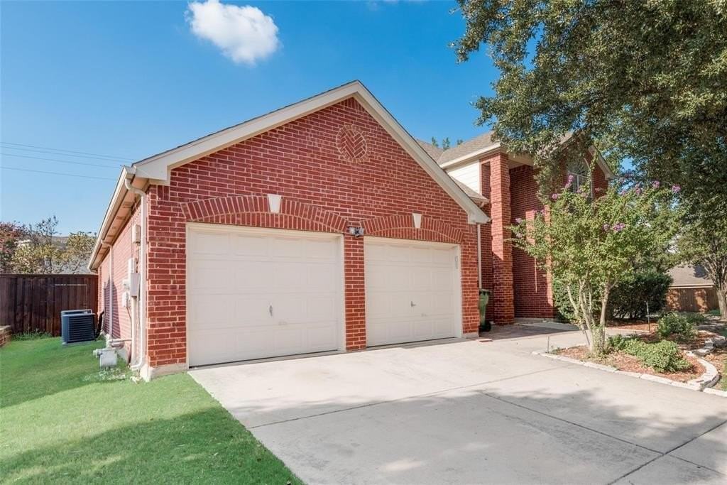 1500 Rustic Timbers Ln - Photo 3 of 35