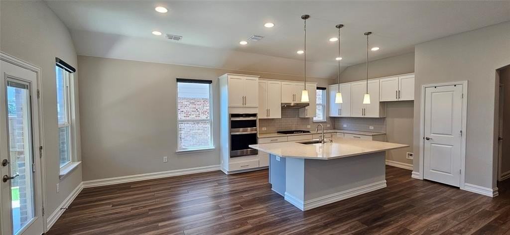 2720 Southampton Dr - Photo 4 of 20