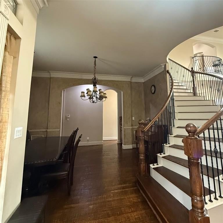 405 Preston Creek Dr - Photo 2 of 11