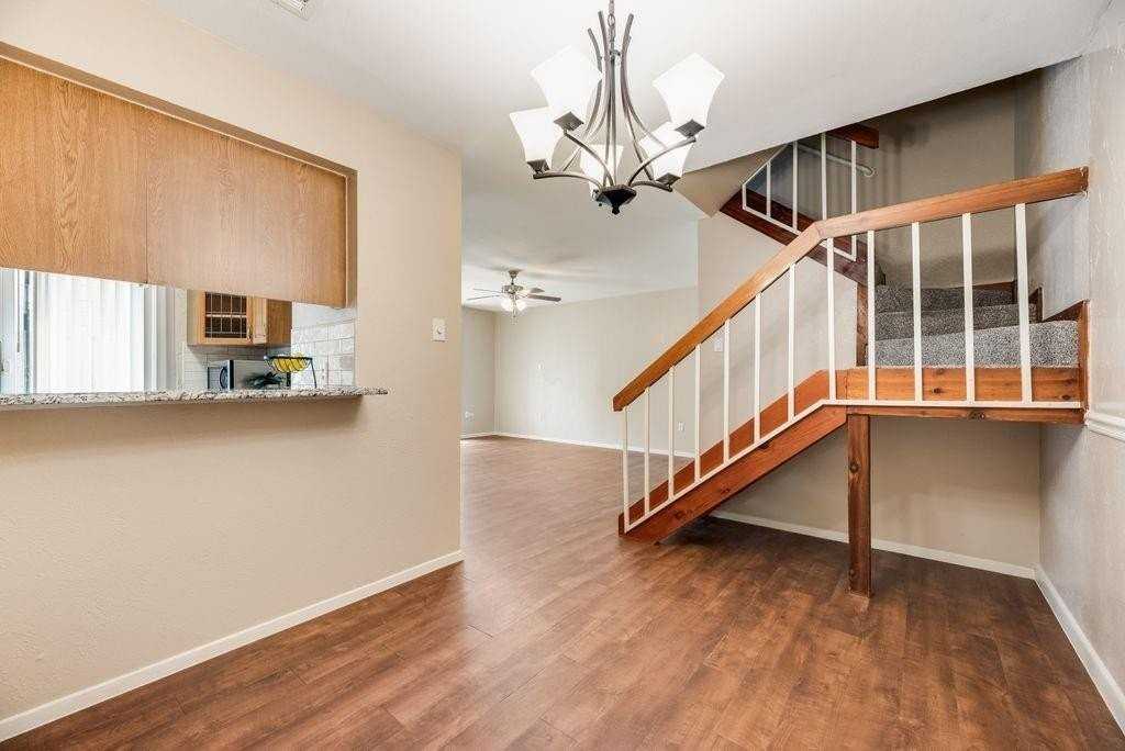 859 Dublin Dr #D - Photo 7 of 17