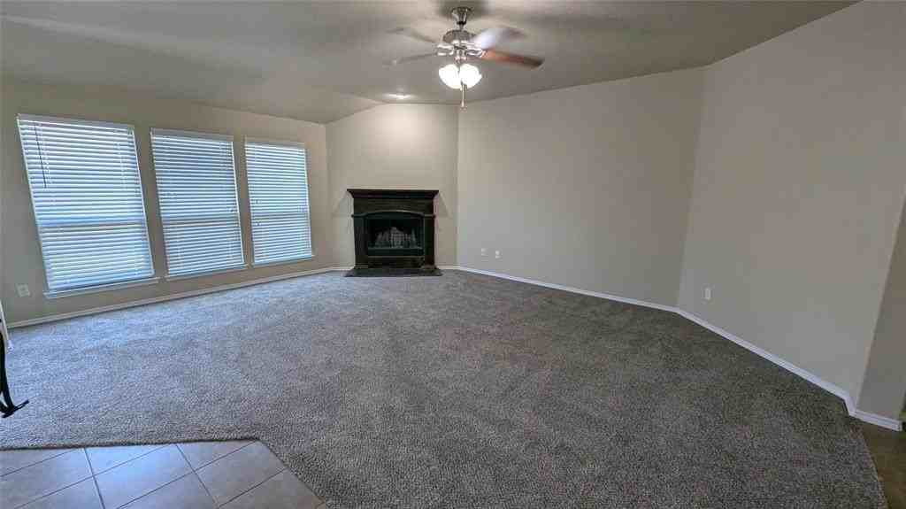 1213 Lambert Dr - Photo 5 of 10