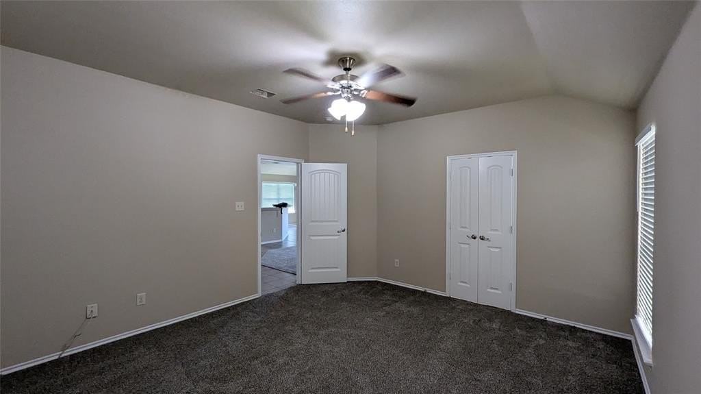 1213 Lambert Dr - Photo 7 of 10