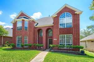 featured image of 11441 Clover Knoll Dr