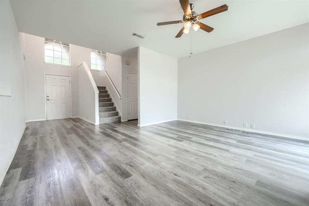 11441 Clover Knoll Dr - Photo 5 of 31