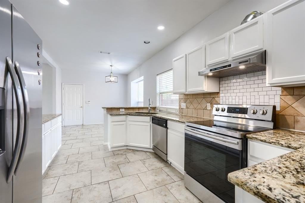 11441 Clover Knoll Dr - Photo 6 of 31