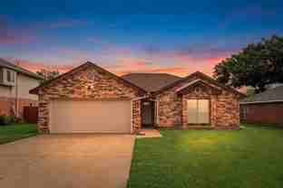 4958 Briar Oaks Ln - Photo 1 of 1