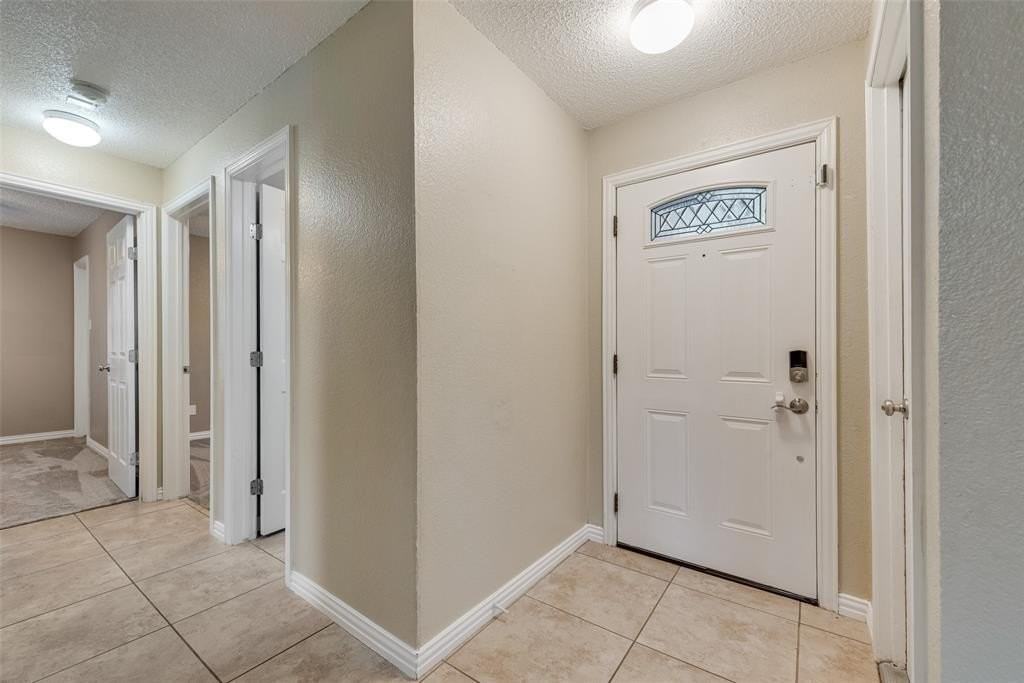 4958 Briar Oaks Ln - Photo 2 of 20