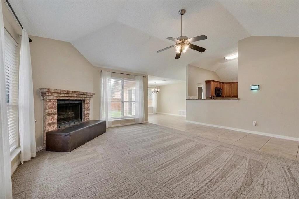 4958 Briar Oaks Ln - Photo 4 of 20