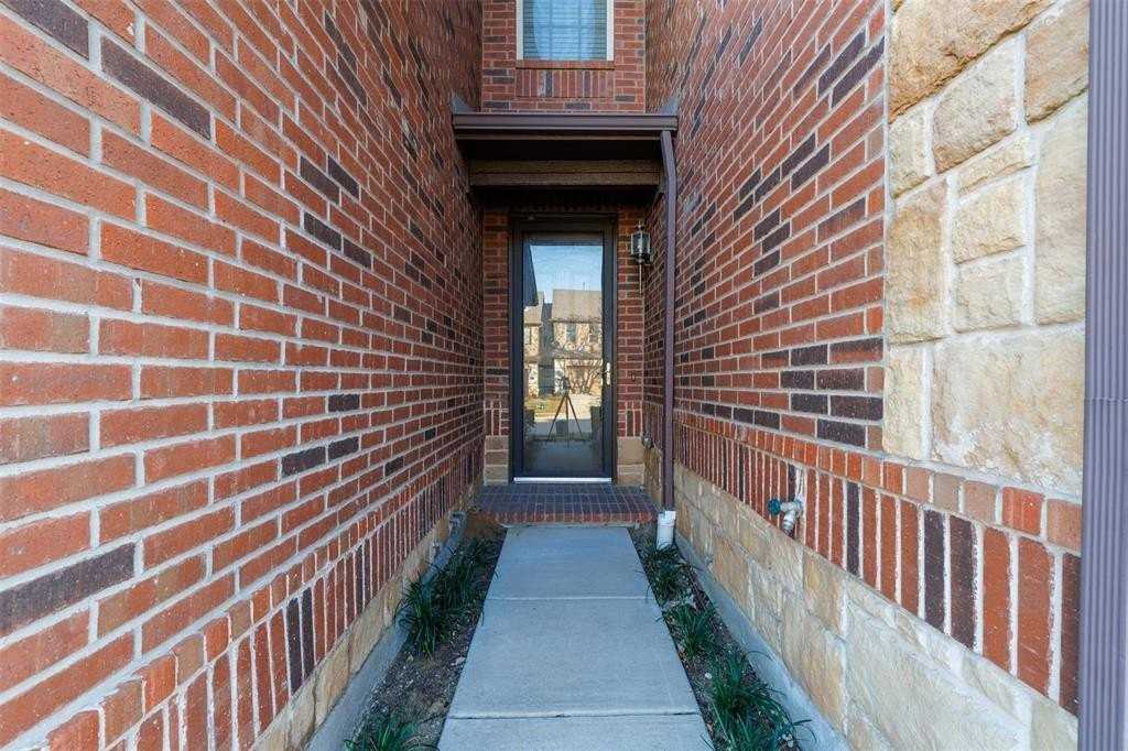 394 Teague Dr - Photo 4 of 40