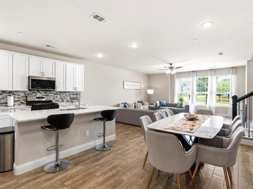 217 Suma Dr - Photo 5 of 28