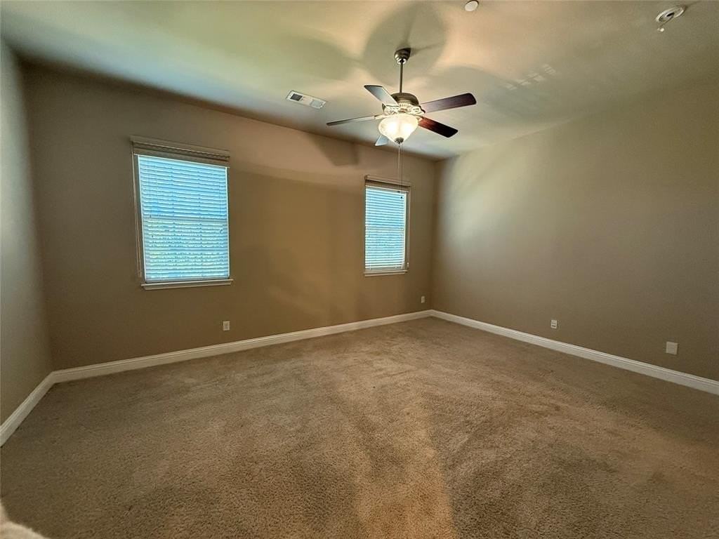 8608 Knox St - Photo 5 of 9