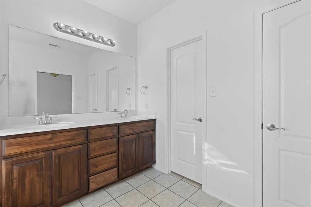 4013 Winter Springs Dr - Photo 5 of 16