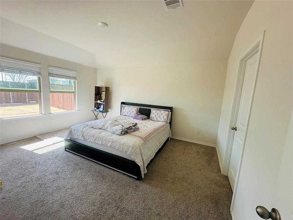 1452 Stuarts Forest Dr - Photo 5 of 7