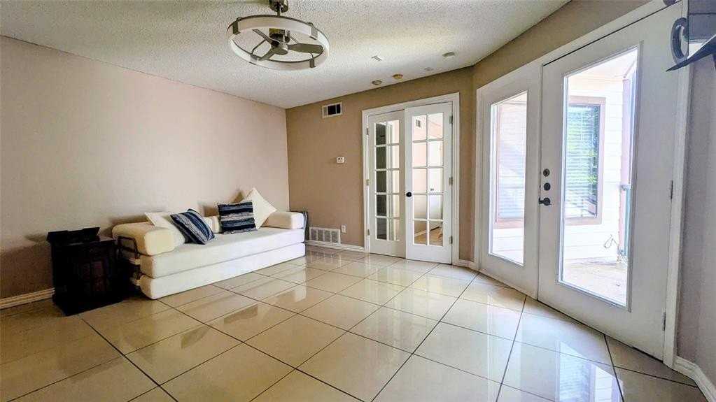 2312 Balsam Dr #A303 - Photo 7 of 20