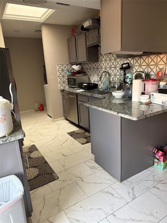 1834 Sage Dr - Photo 2 of 8