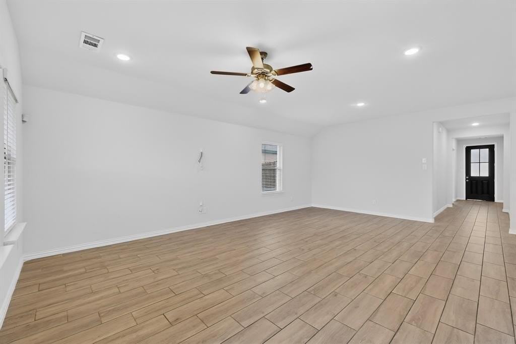 4009 Mockingbird Ln - Photo 6 of 33