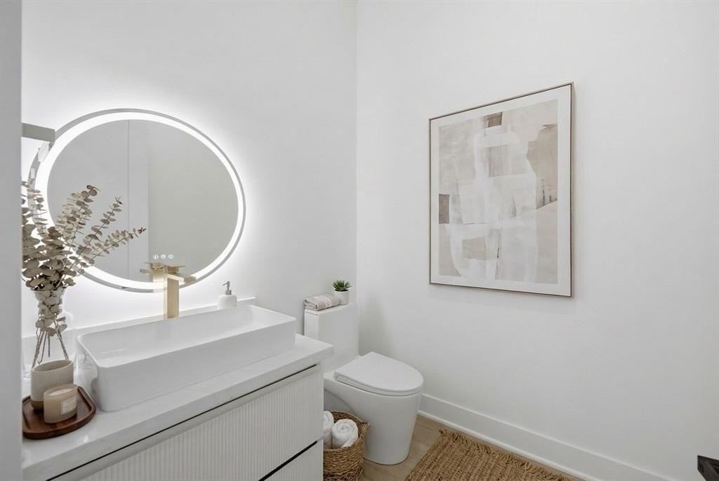 4220 Munger Ave - Photo 6 of 26