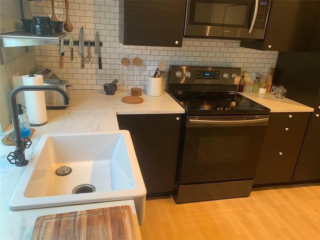 6241 Wheaton Dr #B - Photo 5 of 8