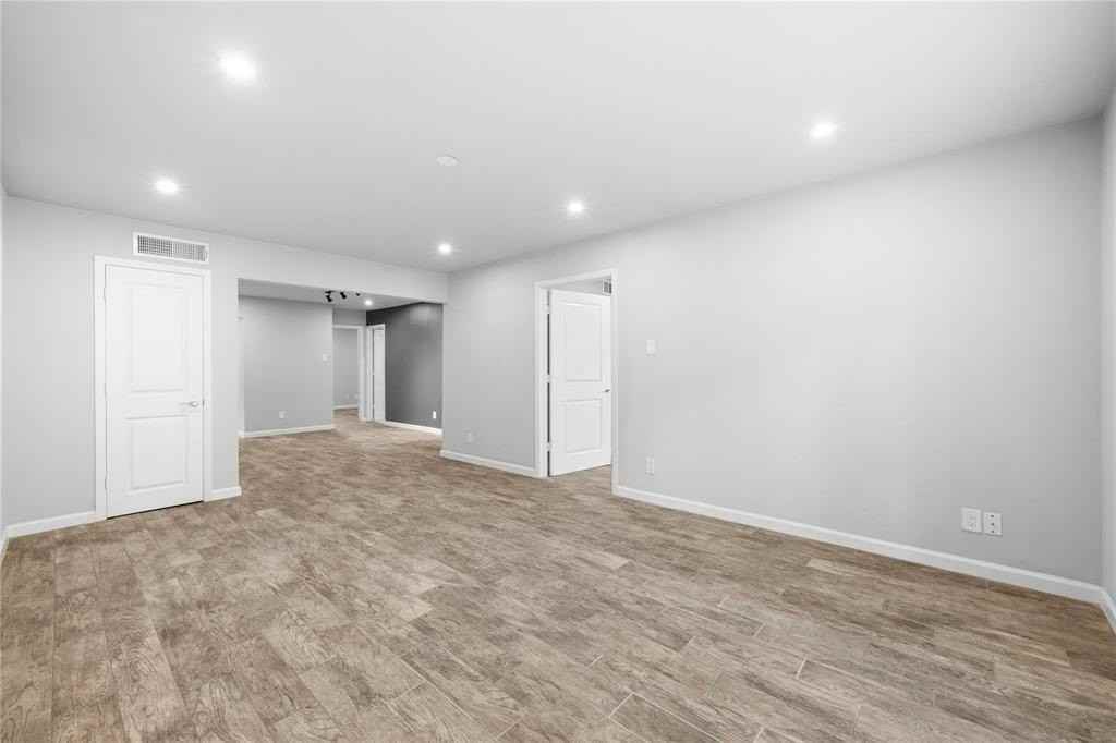 6014 E University Blvd #137 - Photo 5 of 34