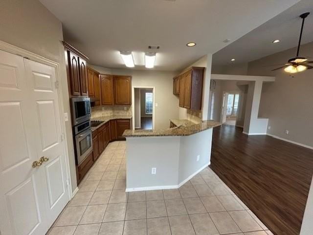 4017 Christopher Way - Photo 3 of 17