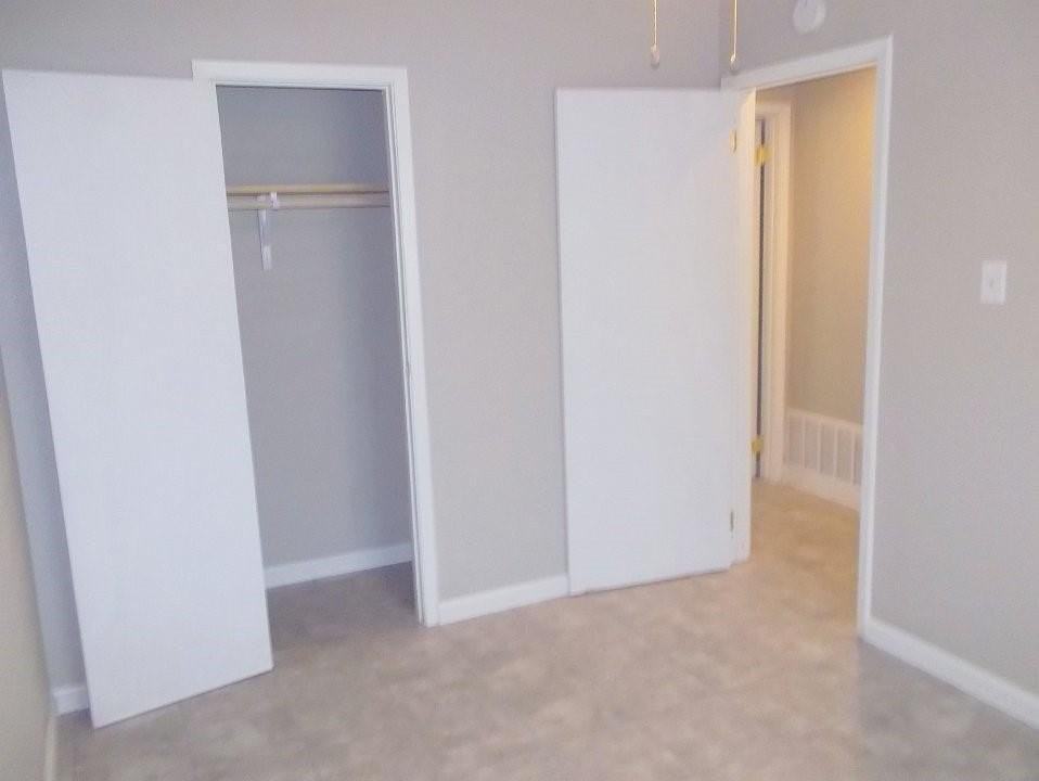 1502 S Cardinal Dr - Photo 6 of 7