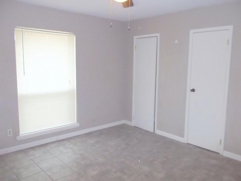 1502 S Cardinal Dr - Photo 7 of 7