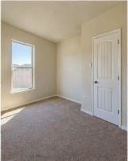 1012 Meadow Green Ct - Photo 7 of 10