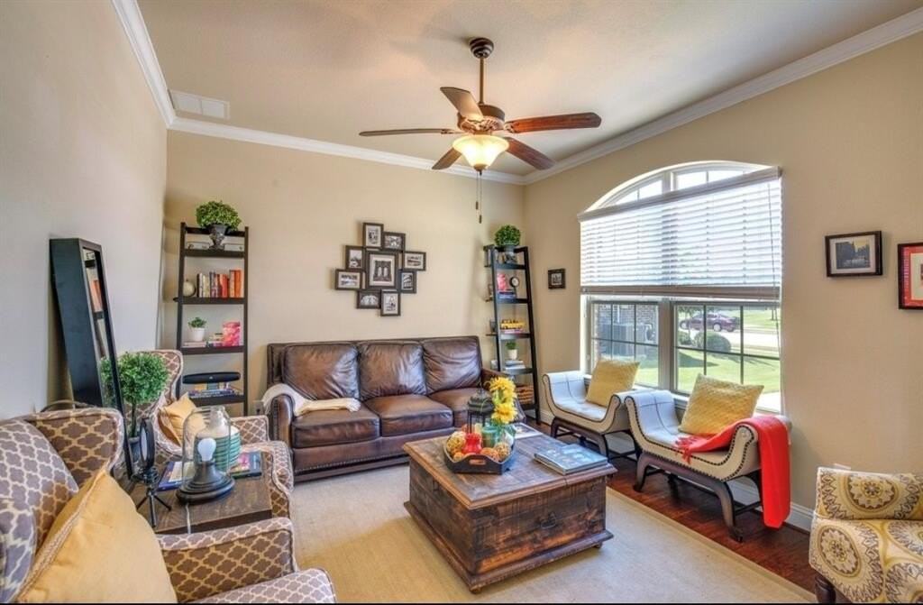 14712 Crystal Beach Ln - Photo 6 of 33