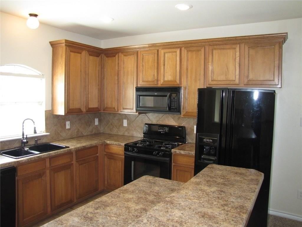 5890 Grosseto Dr - Photo 7 of 28
