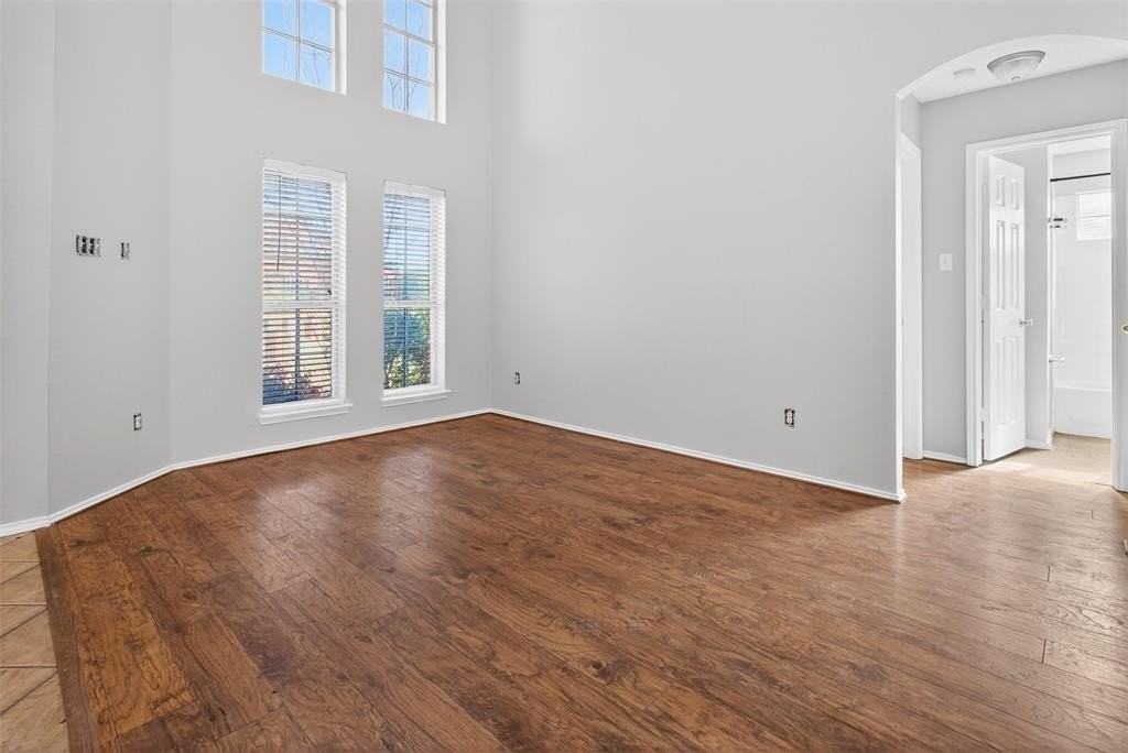 770 Whitman Dr - Photo 6 of 28