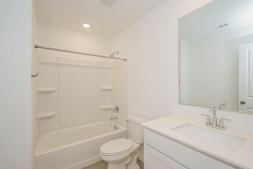 10100 Dalgreen Cir - Photo 6 of 12