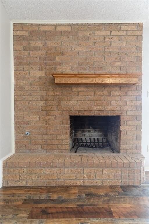 3826 Crest Way - Photo 7 of 37