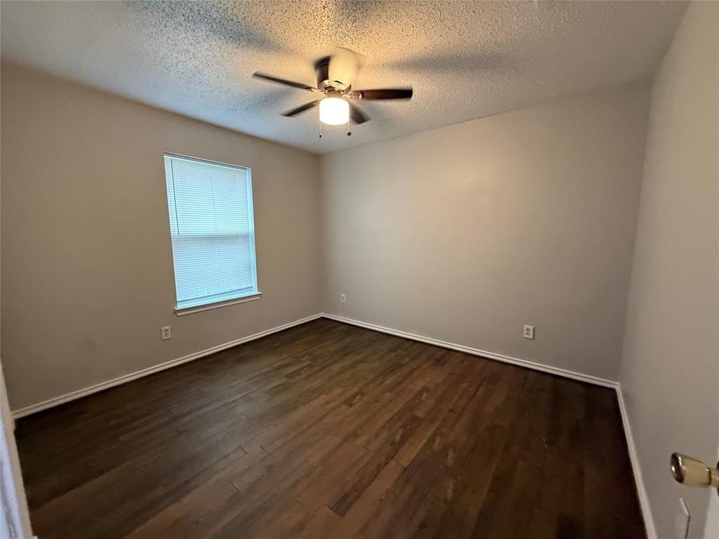 3015 Flask Dr - Photo 7 of 12