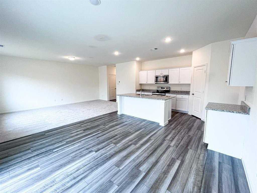 424 Madison Way - Photo 3 of 22