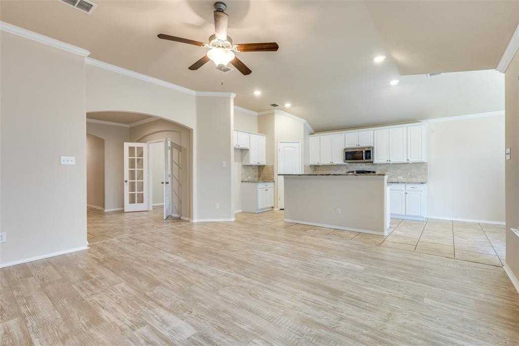 520 Pollyann Trl - Photo 5 of 23